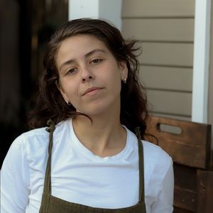 Meet your Posher, Ligia